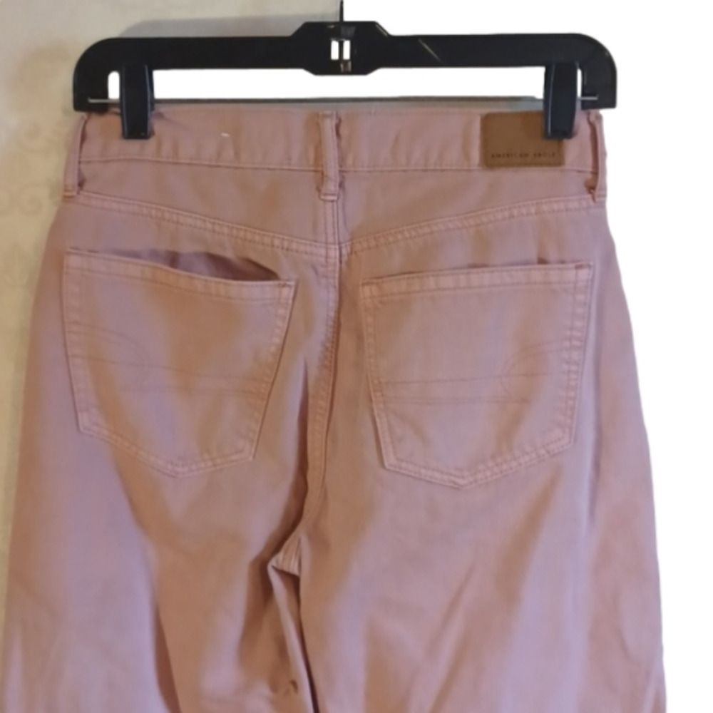 American Eagle Size 0 high waisted,  freyed hem jeans. Pinkish/ rose . - Picture 5 of 12